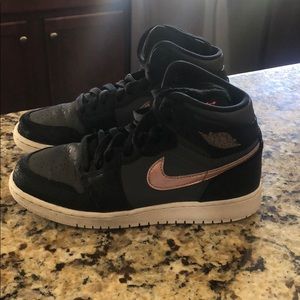 Air Jordan 1’s boys size 4Y